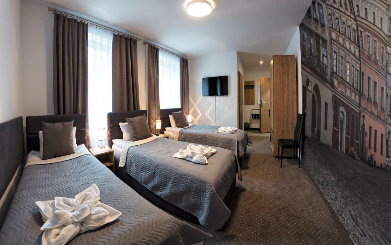 Hotel Lublin Bagian luar foto