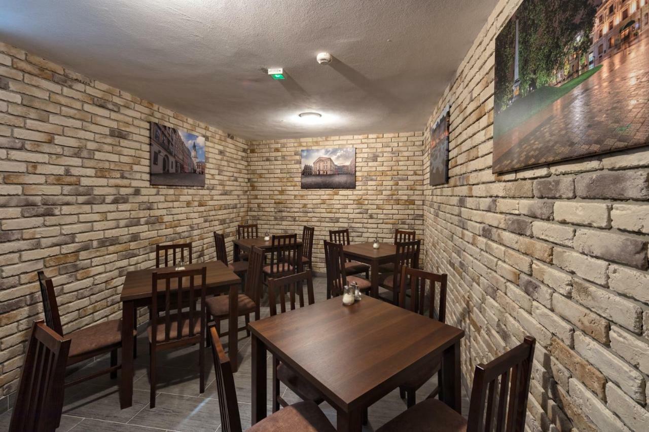 Hotel Lublin Bagian luar foto